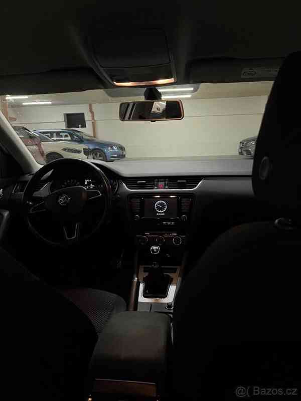 Škoda Octavia 1,6   tdi 81kw - foto 8