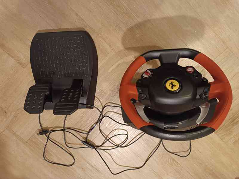 Herní volant Thrustmaster Ferrari 458 Spider - foto 2