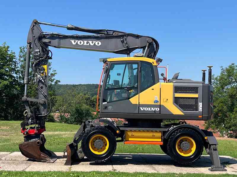 Kolové rypadlo Volvo EW160E (Možnost leasingu) - foto 2