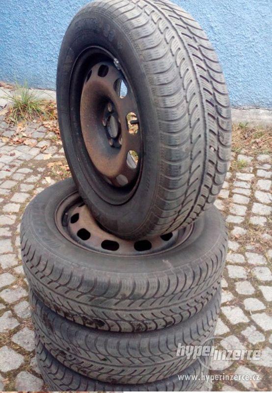 Sada disků + zimní pneu Octavia I Sava Eskimo 195/65R15 - foto 1
