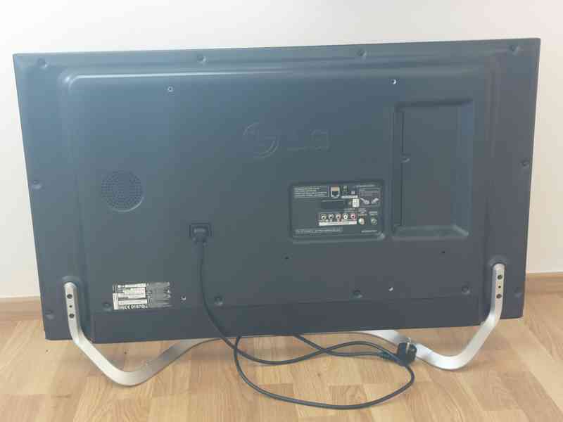 Smart 42" LED Televize LG - foto 3