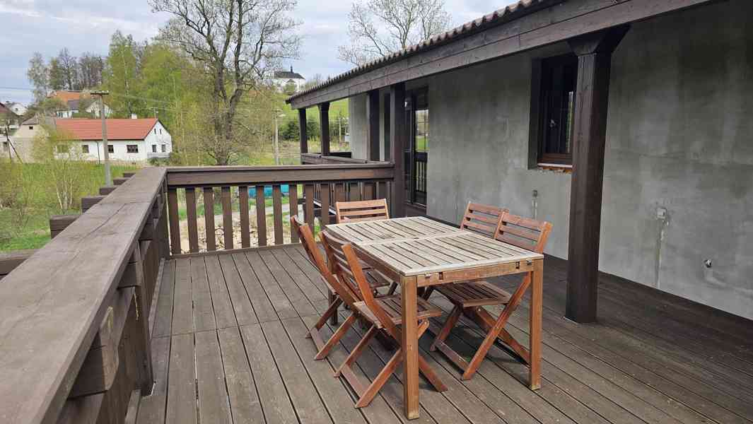 Novostavba RD 360m2 s 3 byty na pozemku 2.800 m2 u Telče. - foto 13