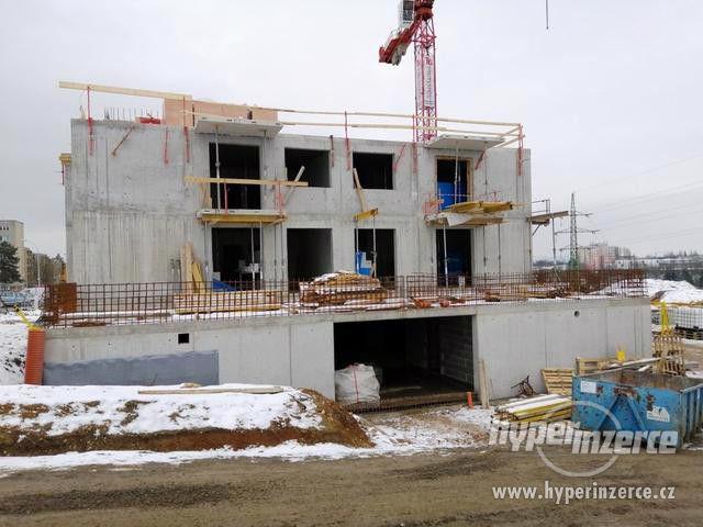 Novostavba bytu 3+kk s terasou - foto 2