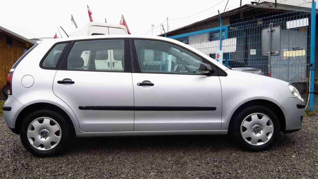 VOLKSWAGEN Polo 1,4i 16V Trendline Plus