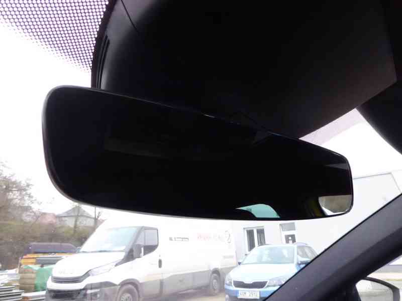 ŠKODA Superb Combi Sportline 2,0 TSI 206 kW 4x4 DSG - foto 34