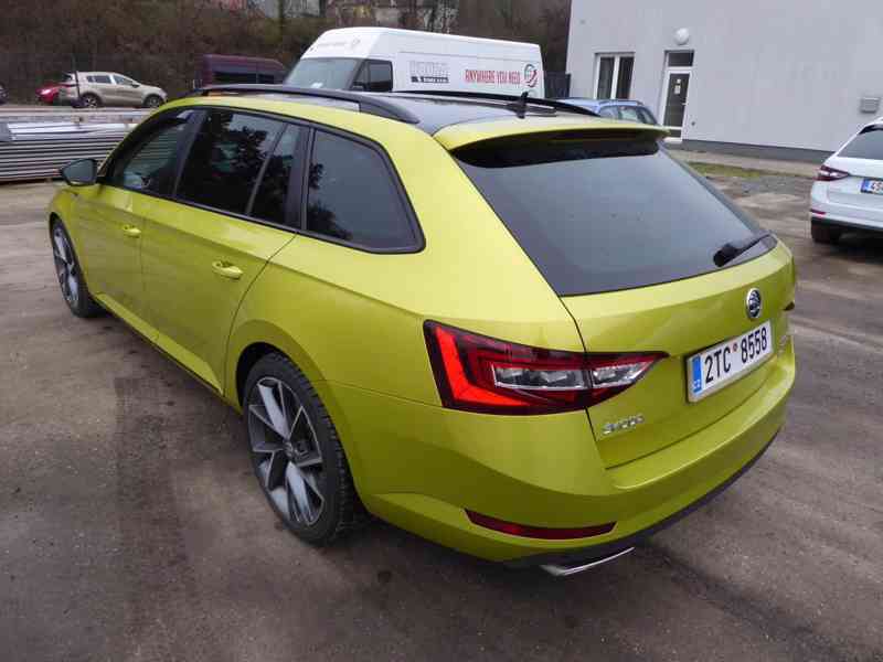 ŠKODA Superb Combi Sportline 2,0 TSI 206 kW 4x4 DSG - foto 3