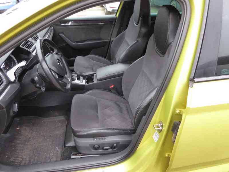 ŠKODA Superb Combi Sportline 2,0 TSI 206 kW 4x4 DSG - foto 9