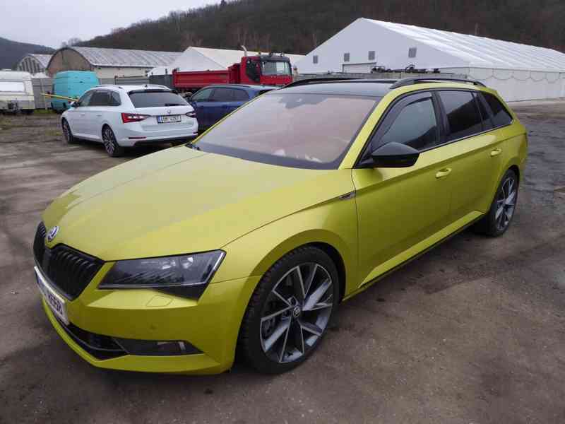 ŠKODA Superb Combi Sportline 2,0 TSI 206 kW 4x4 DSG - foto 1