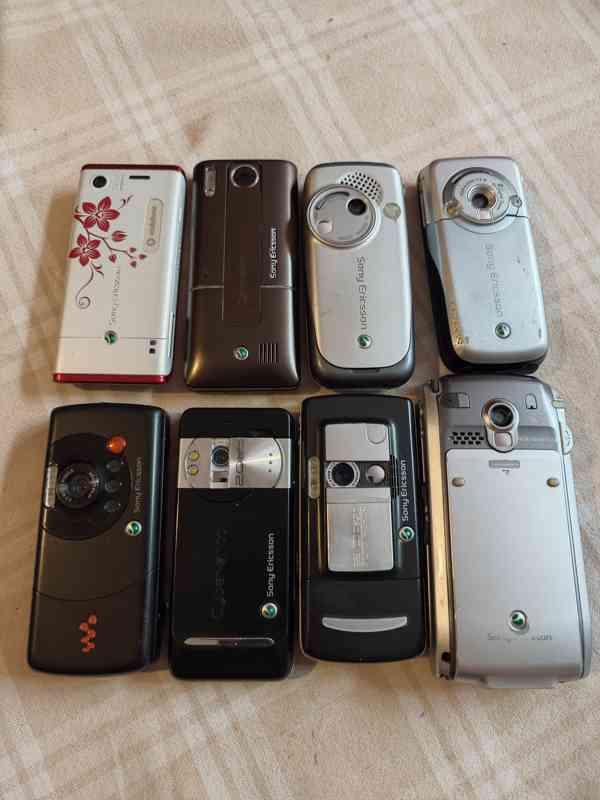 Mobilní telefony Sony Ericsson - foto 2