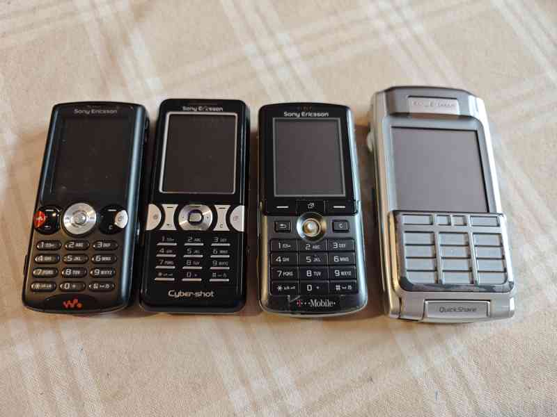 Mobilní telefony Sony Ericsson - foto 4