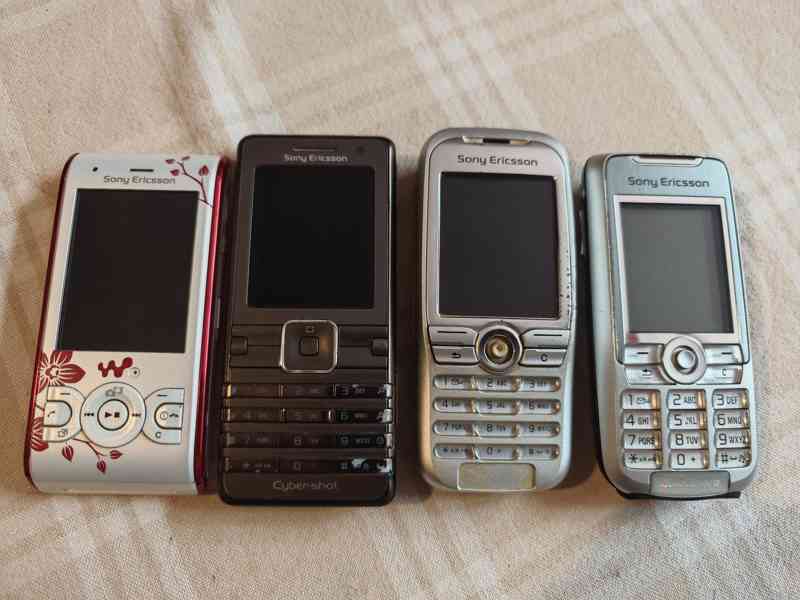 Mobilní telefony Sony Ericsson - foto 3