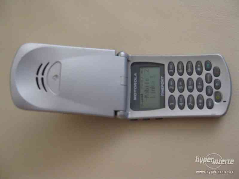 Motorola StarTAC TIMEPORT - funkční historické telefefony - foto 3