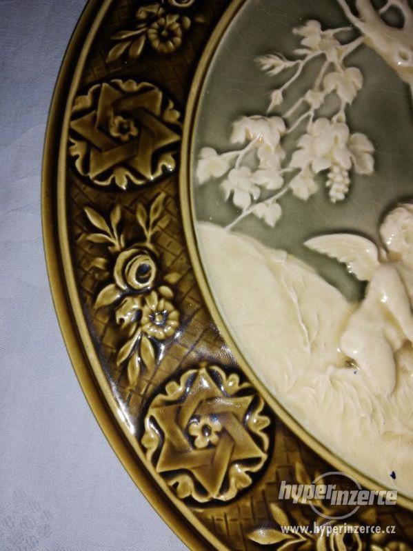 Keramický talíř - antické umění - přelom století - foto 3