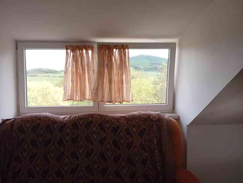 Podkrovní byt 2kk - foto 2