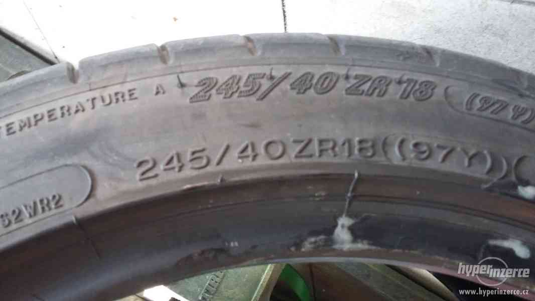Málo jeté pneu Michelin Pilot Super Sport 265 a 245/40ZR18 - foto 5