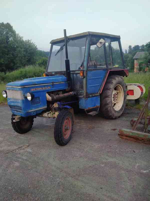 Traktor 4611 - foto 2
