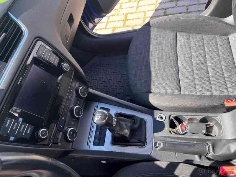 Škoda Octavia 1,6   TDI, 77kW - foto 17