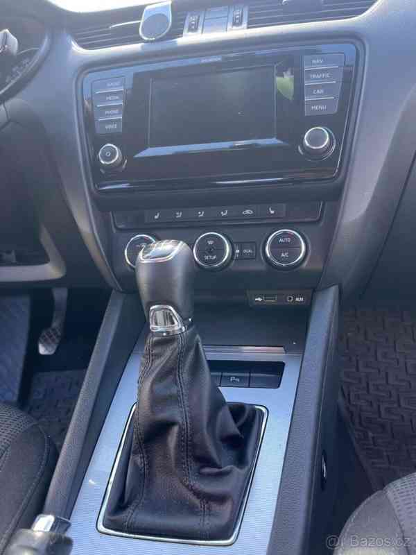 Škoda Octavia 1,6   TDI, 77kW - foto 15