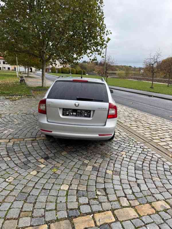 Škoda Octavia 1,4   2 - foto 7