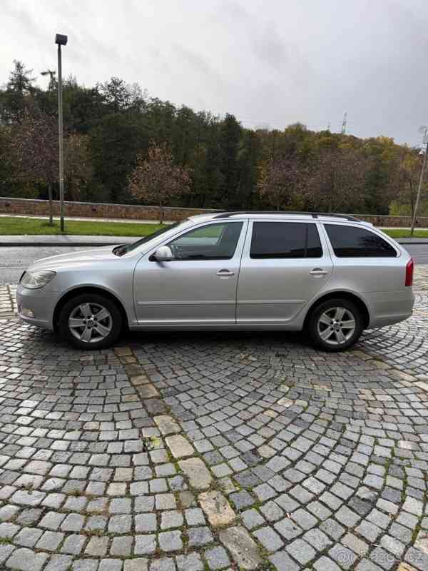 Škoda Octavia 1,4   2 - foto 9