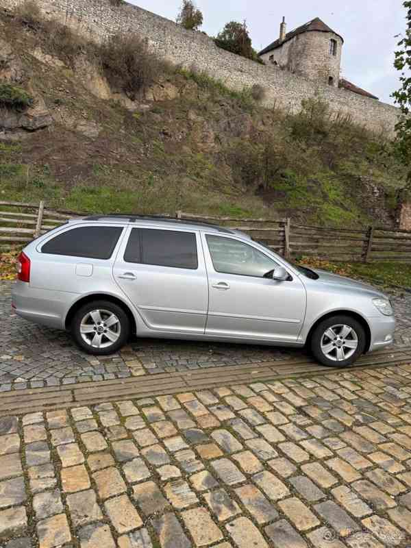 Škoda Octavia 1,4   2 - foto 5