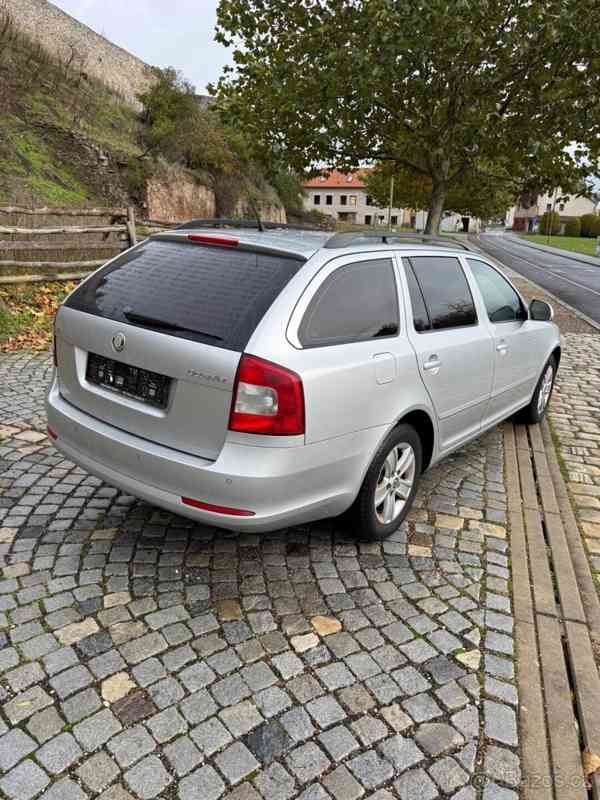 Škoda Octavia 1,4   2 - foto 6