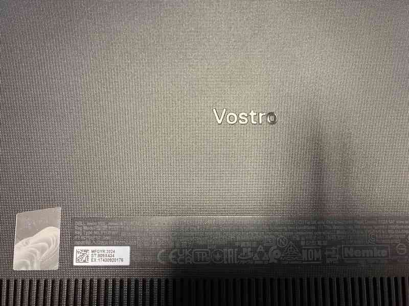 Notebook DELL Vostro 3520 - foto 4