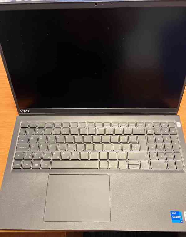 Notebook DELL Vostro 3520 - foto 2