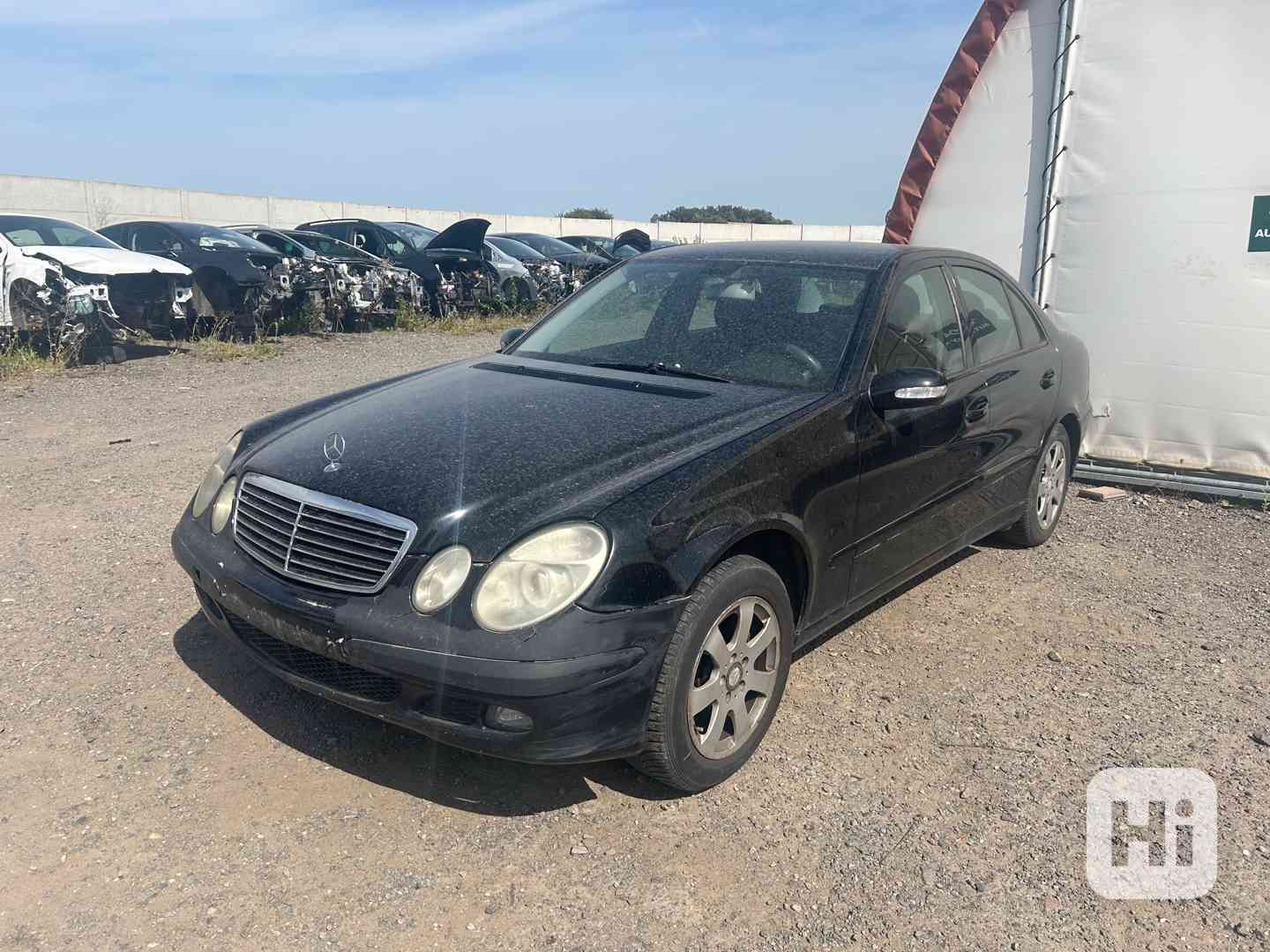Mercedes-Benz E200 2,2CDI 75KW prodám díly z vozu - foto 1