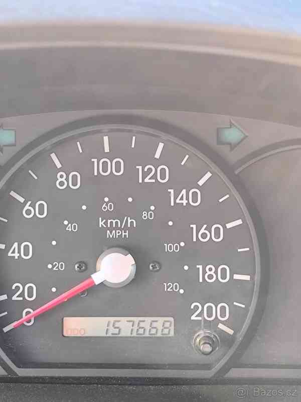 Kia Sorento 2,5 rok výroby 2003 ,103 kW - foto 7
