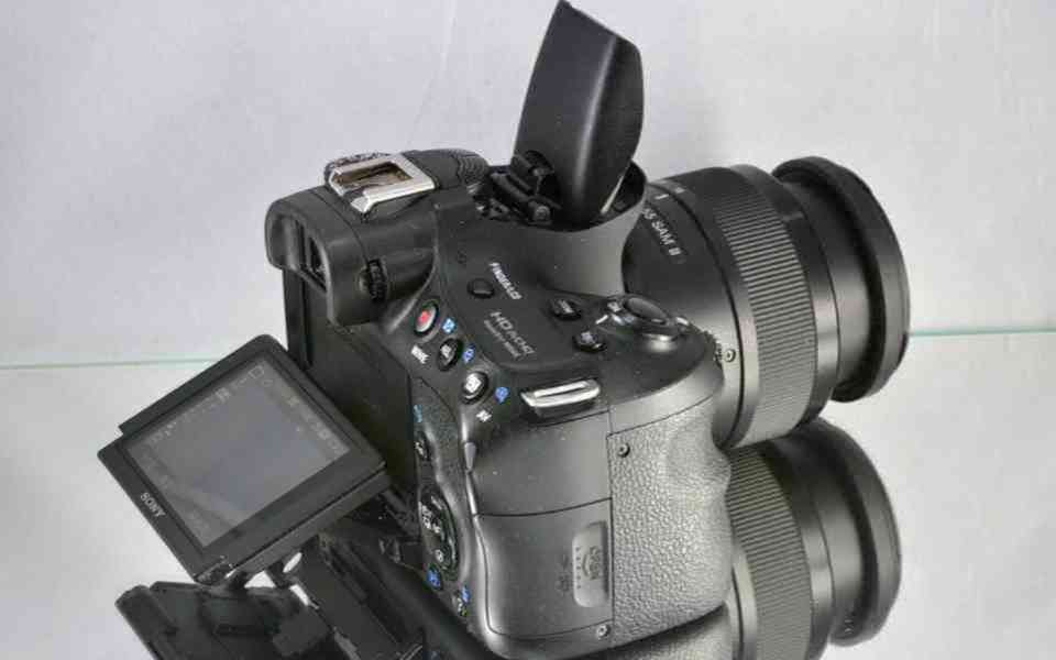 Sony SLT- A58 + Objektiv DT 18-55mm 3.5-5.6 SAM II  7900 exp - foto 7