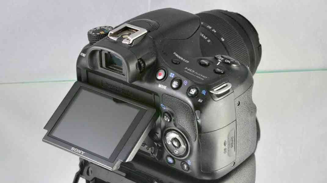 Sony SLT- A58 + Objektiv DT 18-55mm 3.5-5.6 SAM II  7900 exp - foto 8