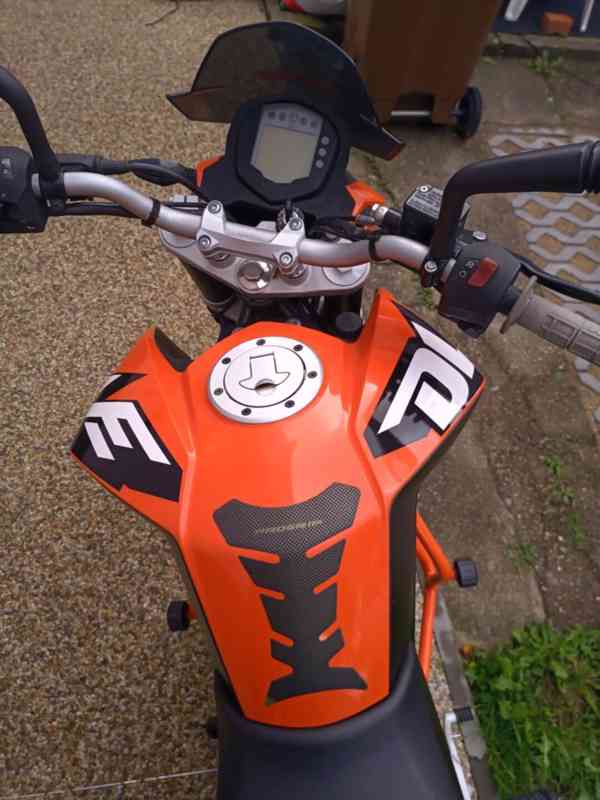 KTM Duke 200 rv2014 - foto 2