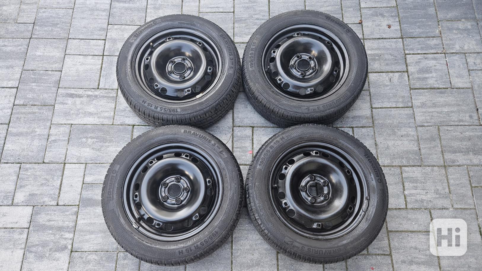 Škoda Fabia letní pneumatiky 195/55R15 disky 6Jx15 5x100  - foto 1