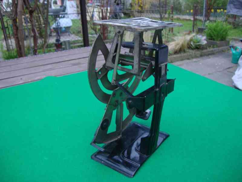 Raritní poštovní váha na dopisy z Rakouska Uherska Secesní - foto 8