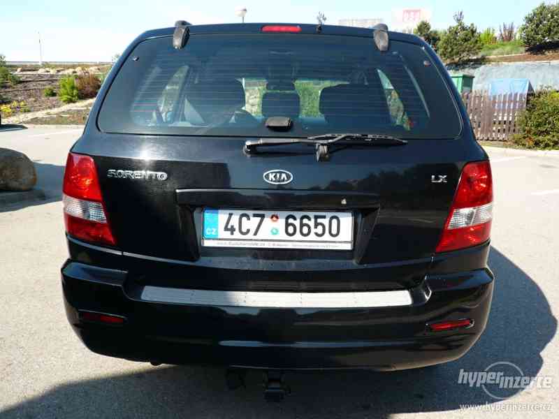 KIA SORENTO 2,5 CRDi 4x4 - foto 4