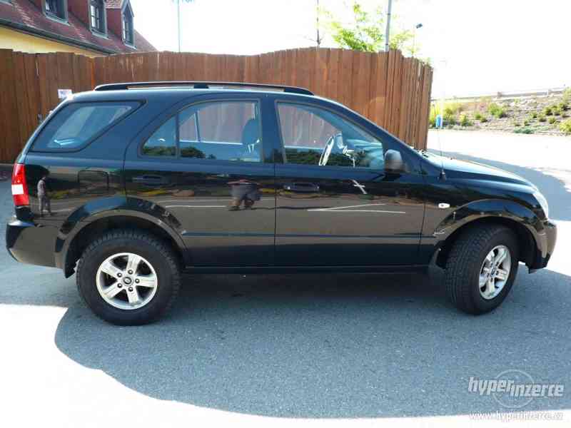 KIA SORENTO 2,5 CRDi 4x4 - foto 6