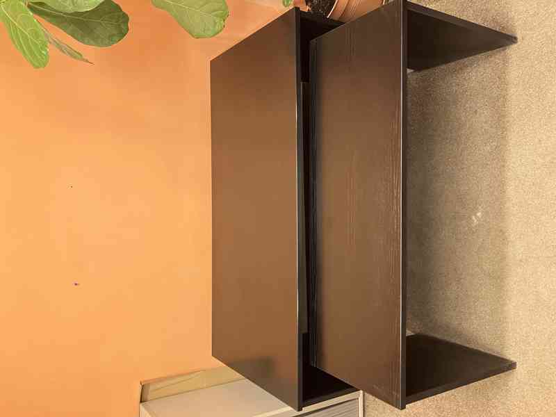 Stoly 160×80 a 130×48 – ZA ODVOZ, jednotlivě - foto 6