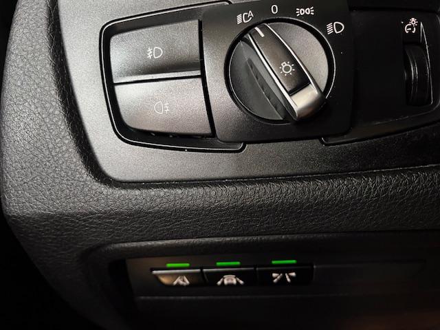 BMW 320D Xdrive 140kw,LED,ACC,Head up,plná výbava - foto 9