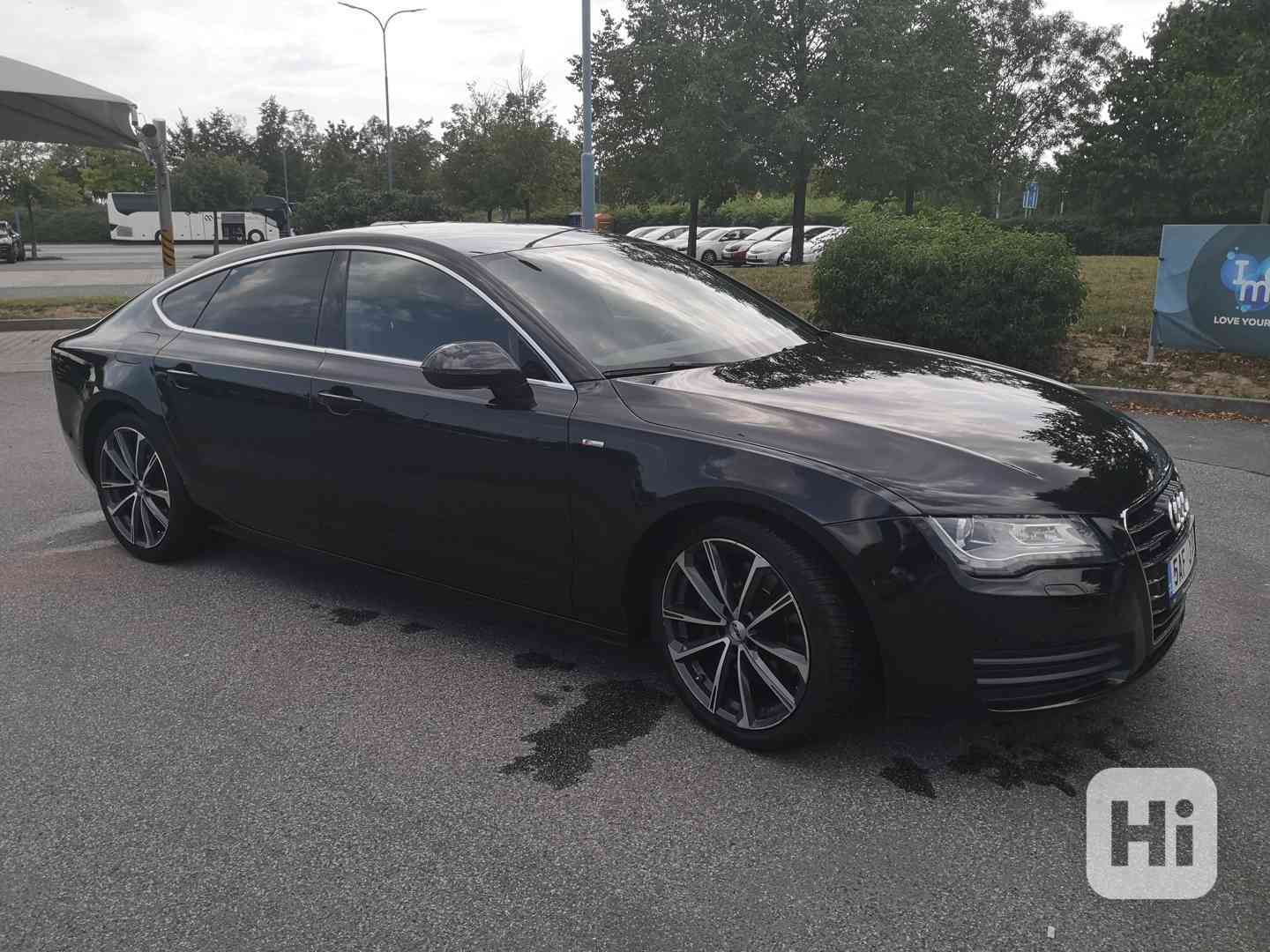 Audi 7 - garážované, servisní knížka - foto 1