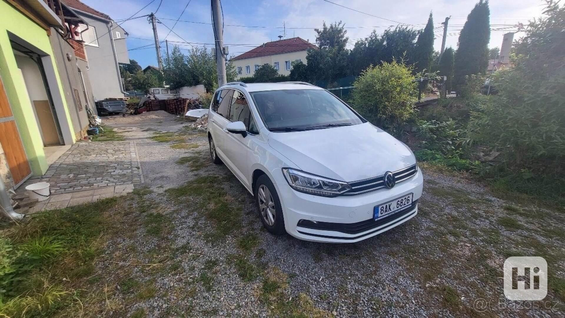 Volkswagen Touran 1,5   110kW EVO, 5 míst, r.2020 - foto 1