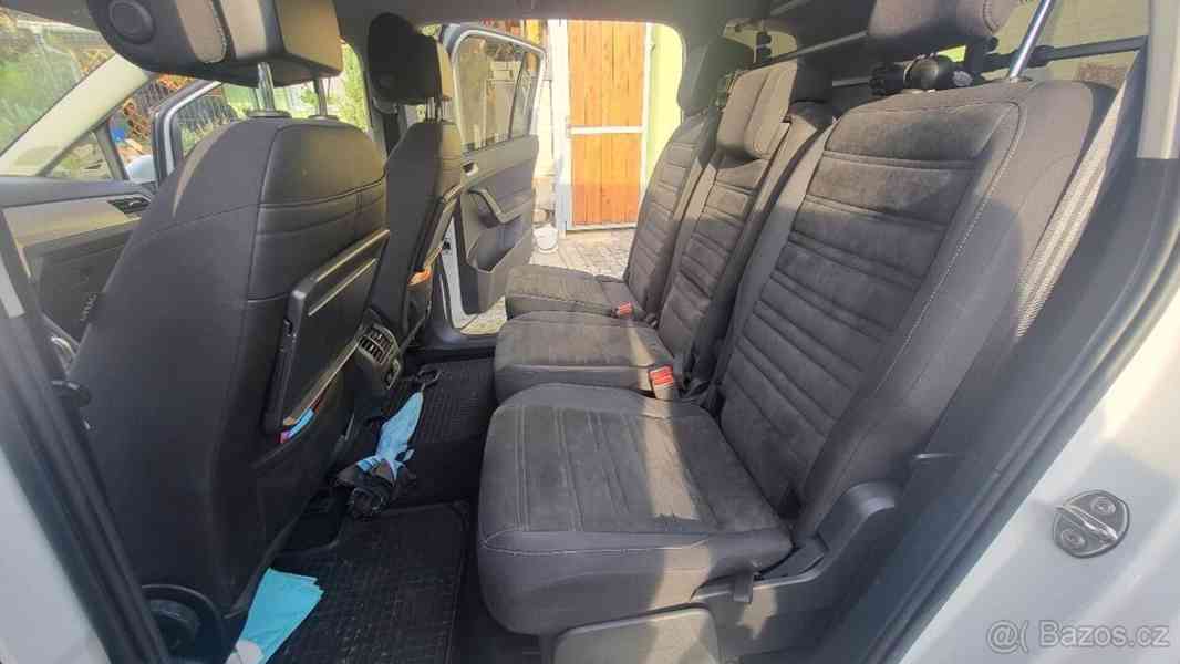 Volkswagen Touran 1,5   110kW EVO, 5 míst, r.2020 - foto 3