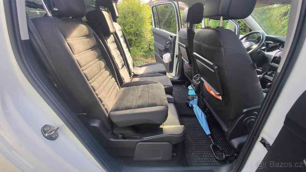 Volkswagen Touran 1,5   110kW EVO, 5 míst, r.2020 - foto 9