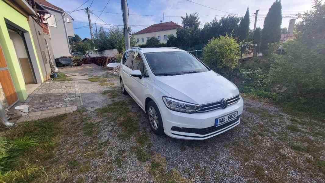 Volkswagen Touran 1,5   110kW EVO, 5 míst, r.2020 - foto 1