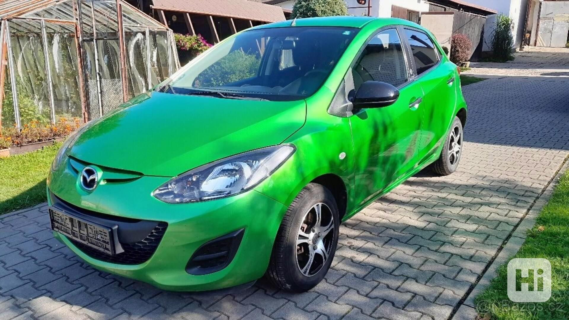 Mazda 2 1,3   i 55kw - foto 1