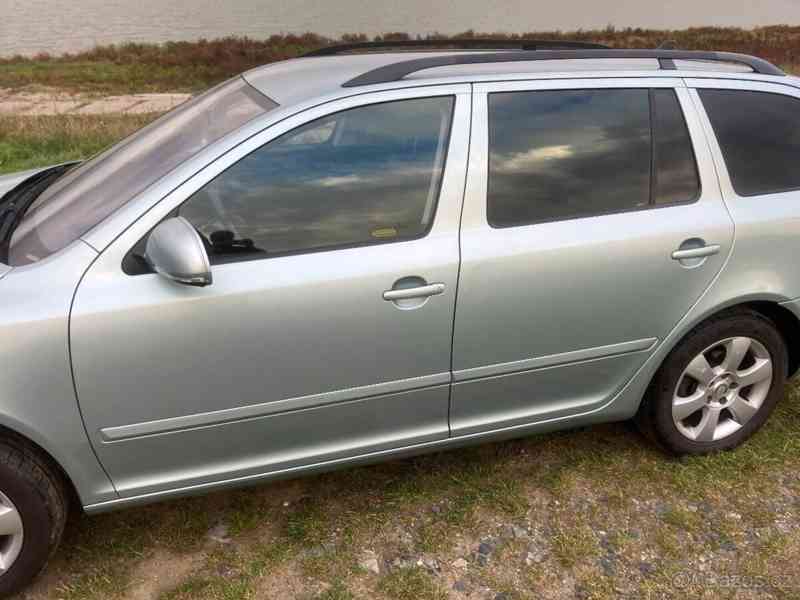 Škoda Octavia 2,0 TDI - TOP Stav - foto 5
