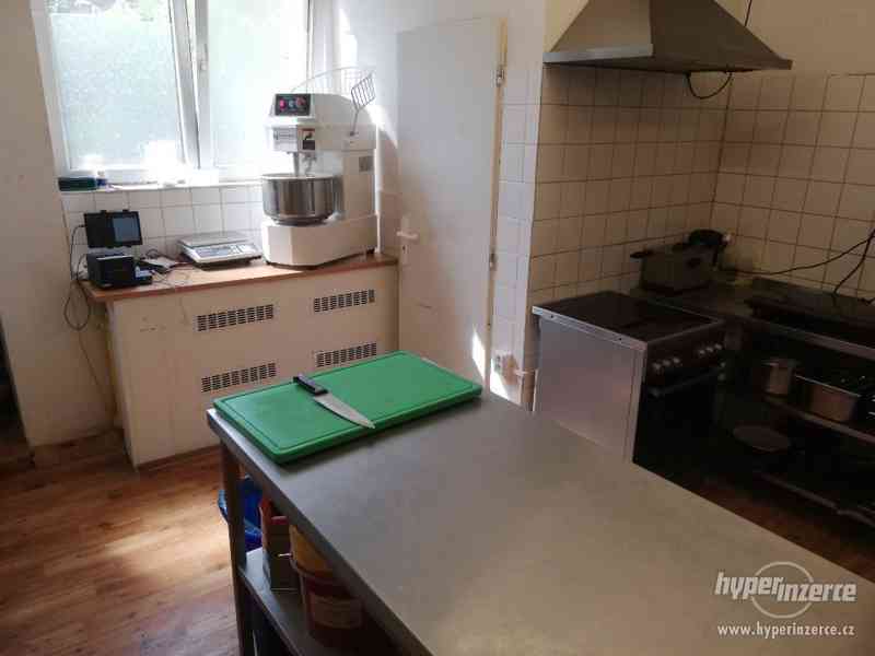 Zavedená pizzerie s rozvozem - Šestajovice, kousek od Prahy - foto 4