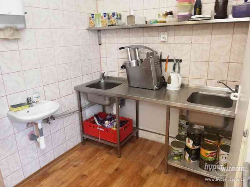 Zavedená pizzerie s rozvozem - Šestajovice, kousek od Prahy - foto 5