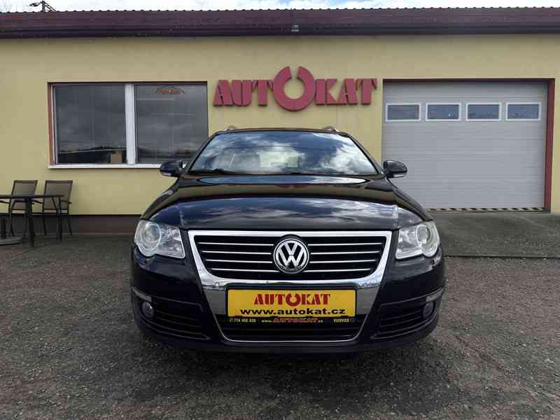 Volkswagen Passat 2.0 TDi Výhřev/Tempomat/1MAJ - foto 8