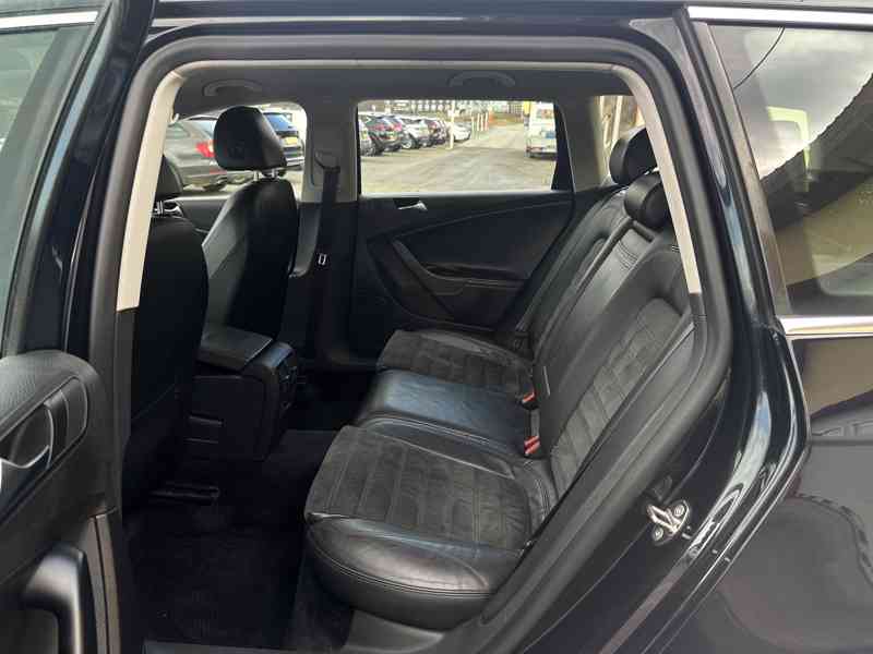 Volkswagen Passat 2.0 TDi Výhřev/Tempomat/1MAJ - foto 12